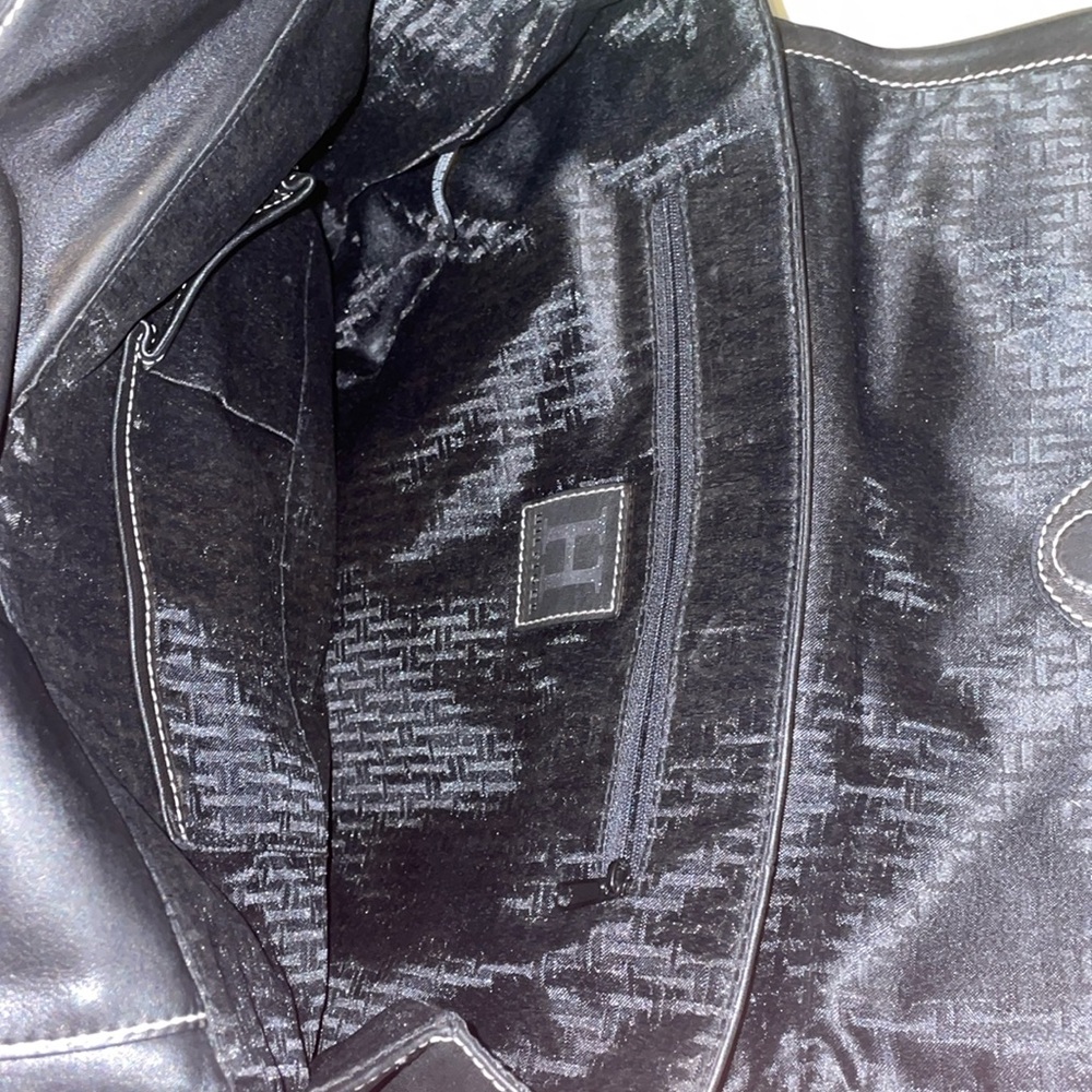 Tommy Hilfiger black purse
